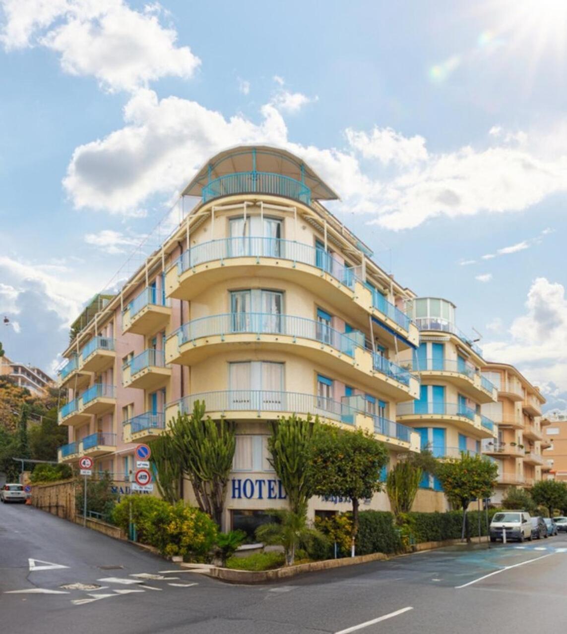 Hotel Majestic By Lvg Hotel Collection Alassio Exteriör bild