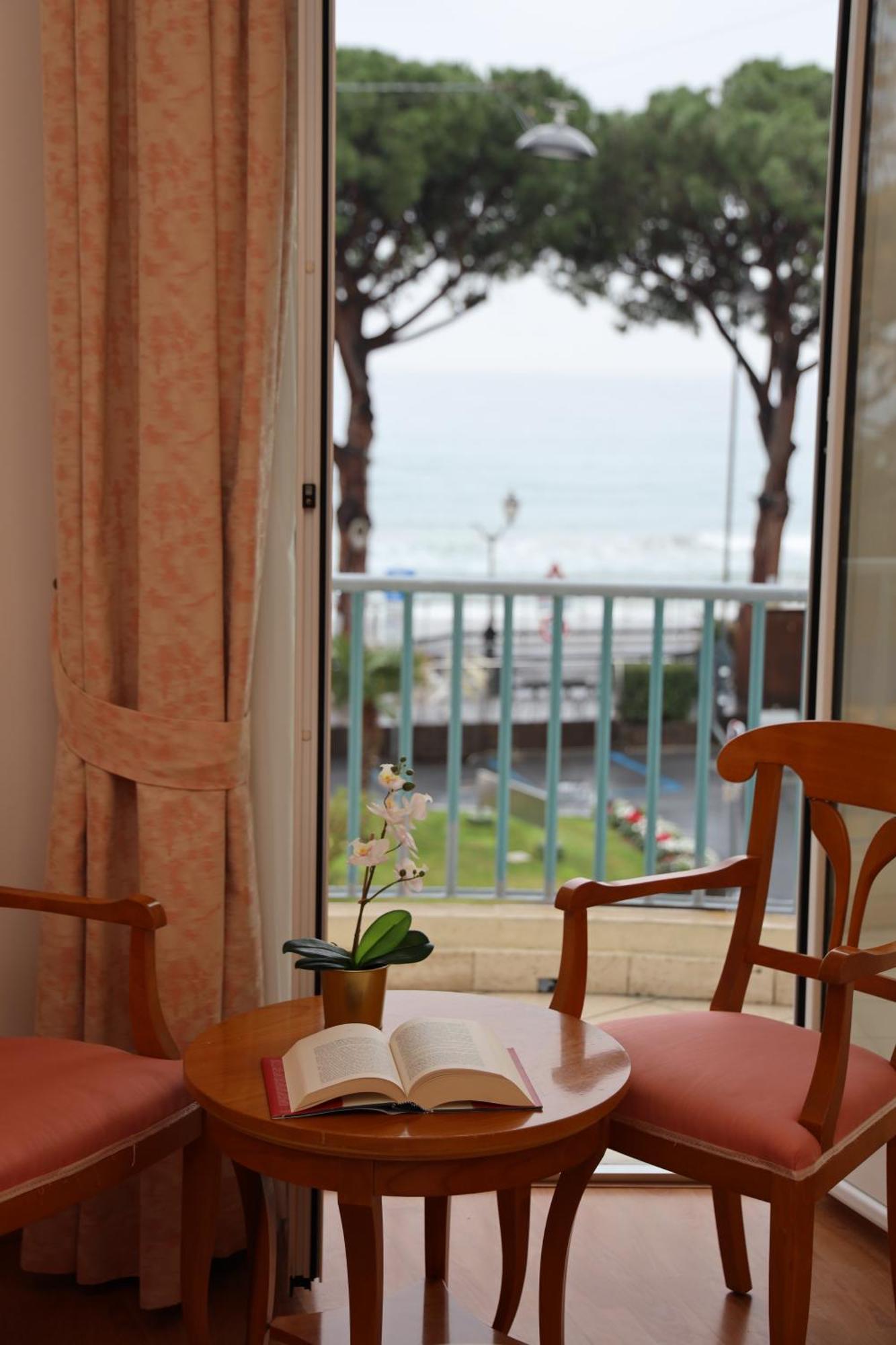 Hotel Majestic By Lvg Hotel Collection Alassio Exteriör bild